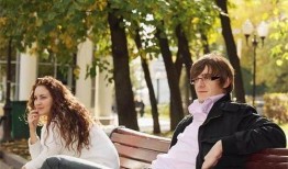 朋友的女人在线观看,在线观看背后的情感纠葛